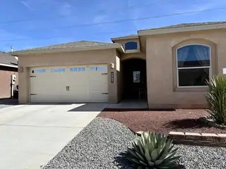 2260 Firewheel Avenue SW, Los Lunas 