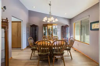7 Kings Court Dining Room