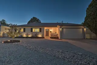 1521 Dartmouth Drive NE, Albuquerque 