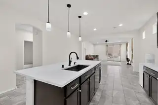 3517 Llano Vista Loop NE Kitchen