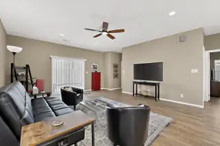 321 Columbia Drive SE Living Room