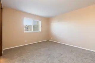 10816 Lowe Street NE Bedroom