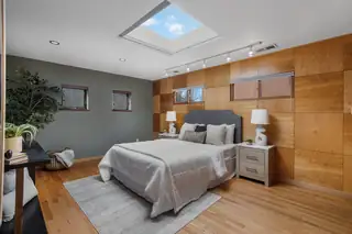 322 AMHERST Drive SE Bedroom