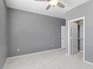 509 12th Avenue SE Bedroom