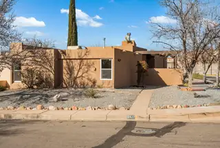 8417 Racheleigh Road NE, Albuquerque 
