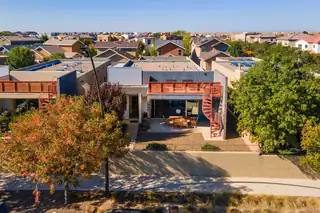 5735 University Boulevard SE 