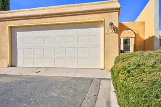 5133 La Fiesta Drive NE, Albuquerque