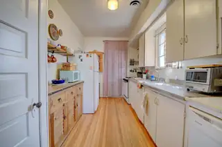 1208 Granite Avenue NW Kitchen