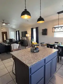 6515 Lamar Avenue NW Kitchen