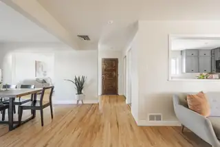 1109 Espanola Street NE Living Room