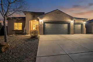 725 Palo Alto Drive NE, Rio Rancho 