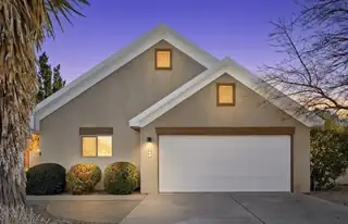 316 La Chamisal Lane NW, Los Ranchos 