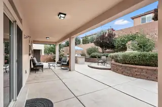 43 Vista Larga Place NE Patio