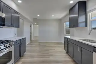 2913 Donna Maria Drive SW Kitchen