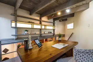 4000 Ivy Lawn Court NW Home Office