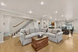 4805 Sunningdale Court NE Living Room