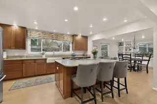 4805 Sunningdale Court NE Kitchen