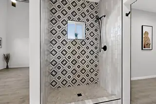 1100 10th Street SW Exterior Front