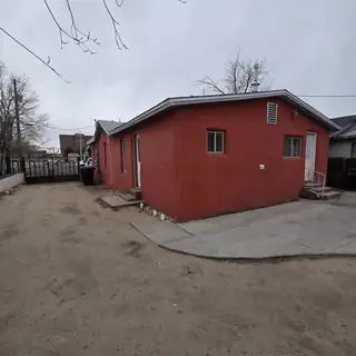 523 Slate Avenue NE B 