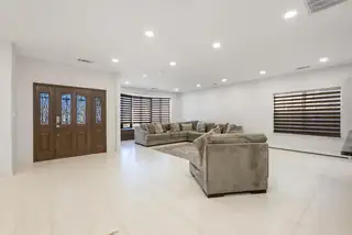 9108 Meriwether Avenue NE Living Room