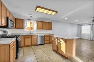 9215 Eiffel Avenue SW Kitchen