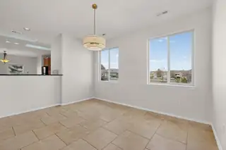 900 Cottonwood Circle Living Room