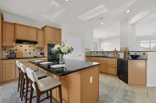 900 Cottonwood Circle Kitchen