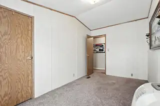 906 W 3rd Street Bedroom