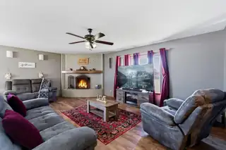 10012 Clearwater Court NW Living Room