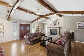 2007 Embarcadero Court Living Room