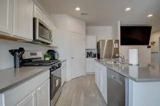 1043 Vallecito Loop NW Kitchen