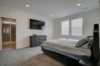 1043 Vallecito Loop NW Bedroom