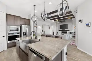 5572 Barranca Overlook Court NE Kitchen