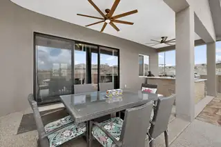 5572 Barranca Overlook Court NE Patio