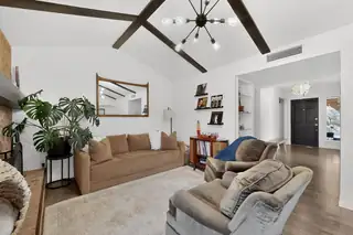 5207 Sooner Trail NW Living Room