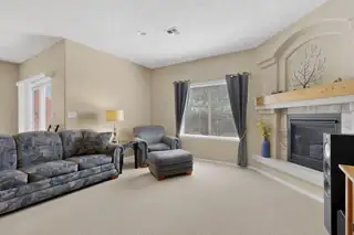 6016 Boulder Canyon Road NW Living Room