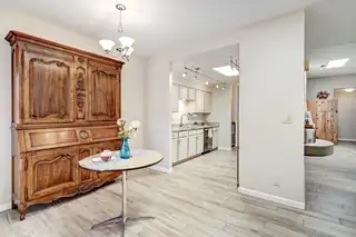 2 S Santa Ana Trail Kitchen