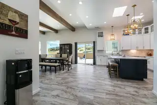 14 Basketweaver Court Kitchen