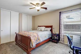 431 Bluethorn Court SW 