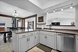 4812 Brookwood Street NE Kitchen