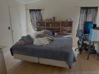 617 Wisconsin Street Bedroom