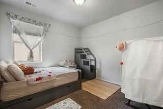 2001 Canyon Wren Court SE Bedroom