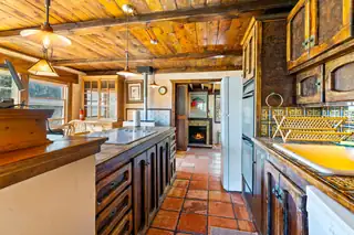 575 Redondo Road Kitchen