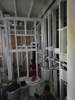 11101 Haines Avenue NE 