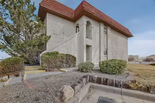 823 Country Club Drive SE APT 2E Exterior Front