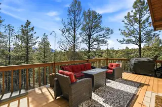 31 Lakeview Drive Patio