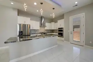 2744 Camino Plata Loop NE Kitchen