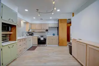 1401 Valle Alto Court NW Kitchen