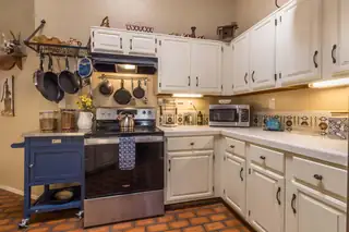 6115 Mustang Lane NW Kitchen