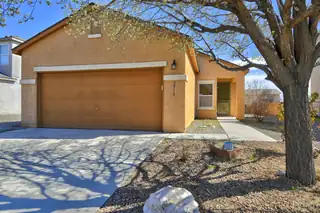 2916 McKinnon Way SW, Albuquerque